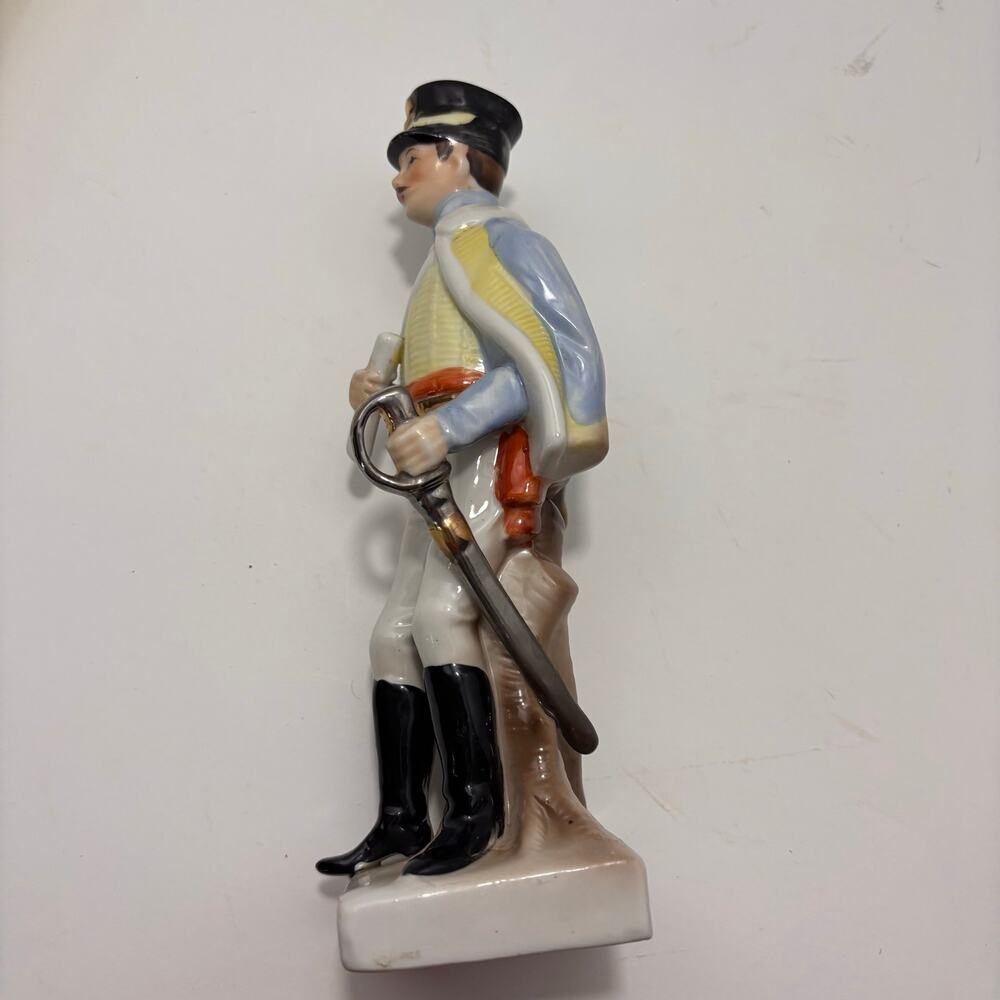 Napoleonic Military Figurine - Officier des Chasseurs Made in Italy 9 inches - Picture 7 of 11